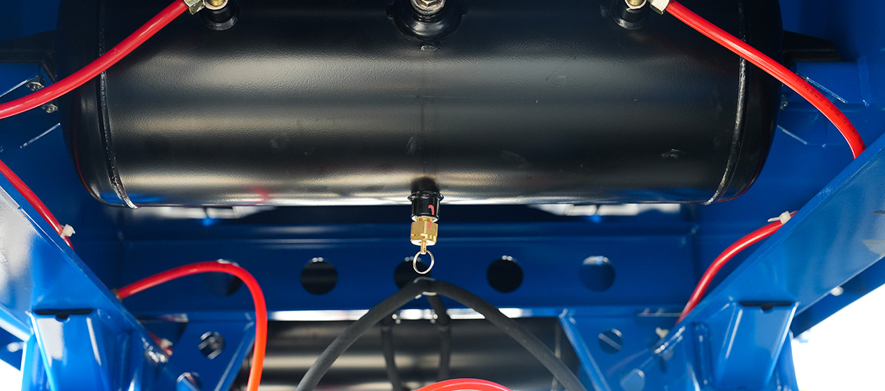 Sơ mi rơ moóc sàn 3 trục 40’ 8 khóa (Thép AG700)