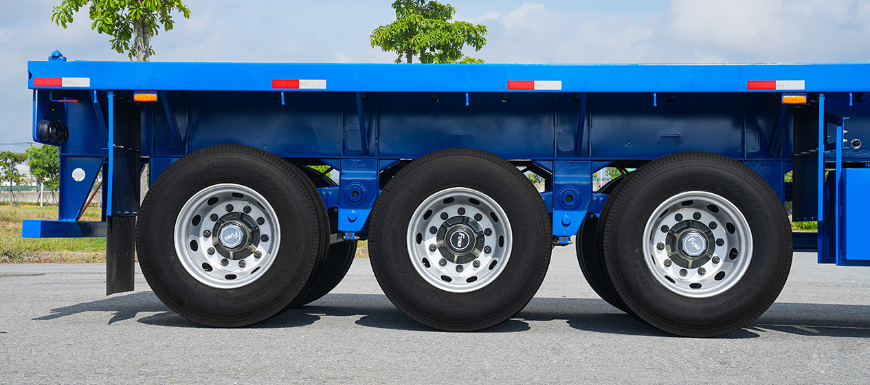 Sơ mi rơ moóc sàn 3 trục 40’ 8 khóa (Thép AG700)