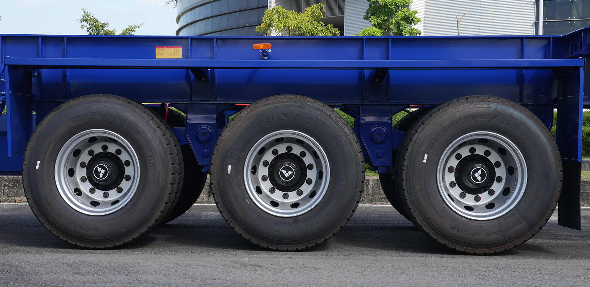 Sơ mi rơ moóc Xương 45’ 3 trục 12 khóa