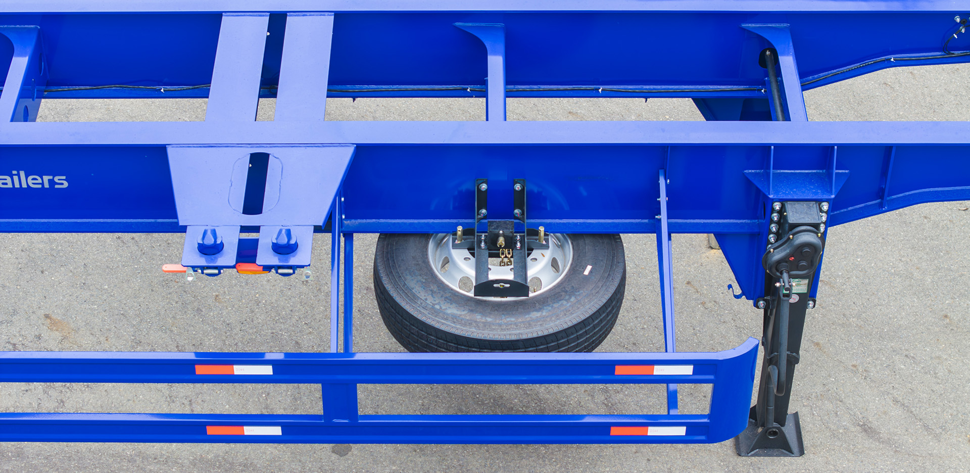 Sơ mi rơ moóc Xương Thaco Trailers 40’ 2 trục 8 khóa (1)