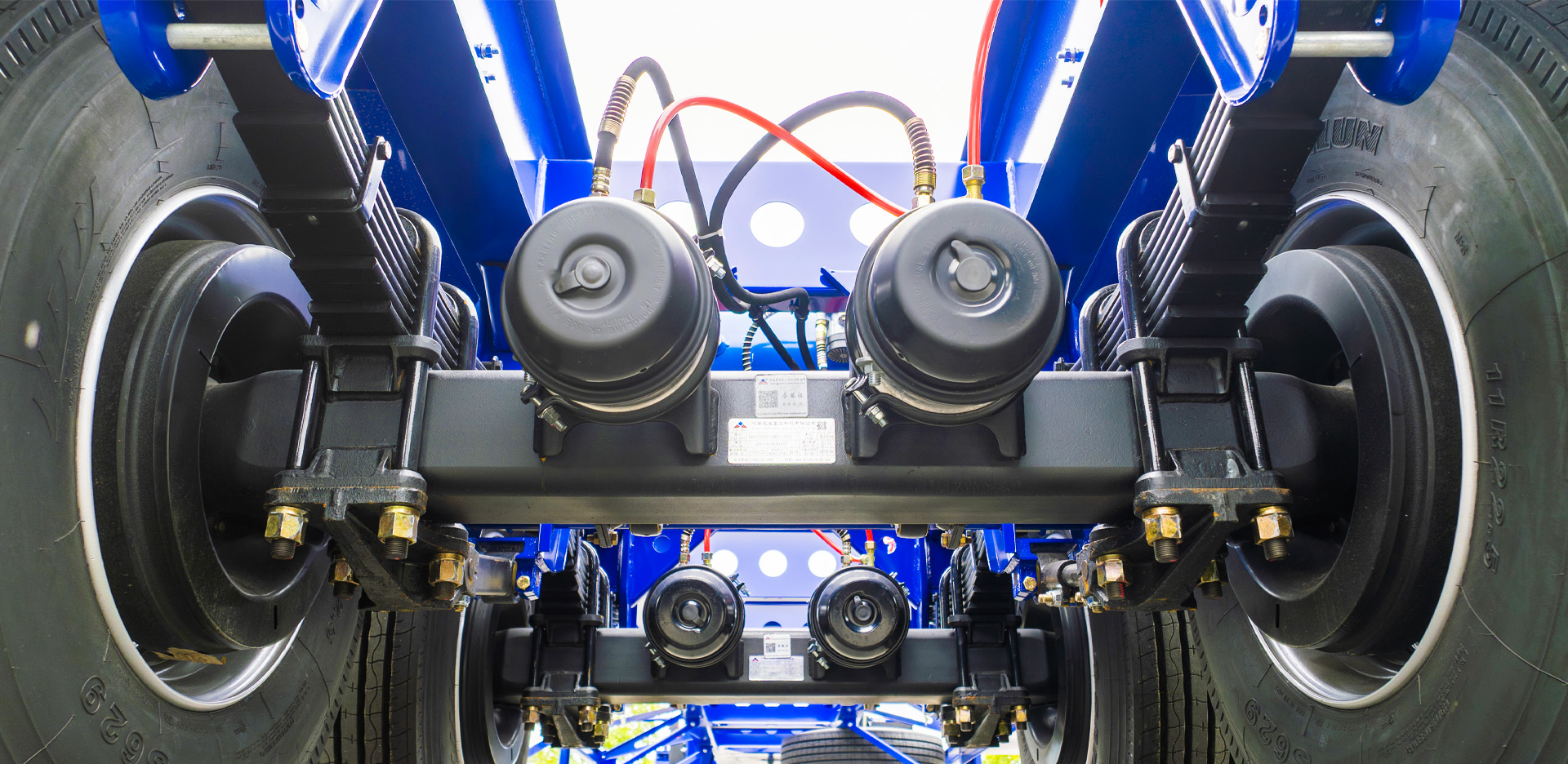 Sơ mi rơ moóc Xương Thaco Trailers 40’ 2 trục 8 khóa (1)