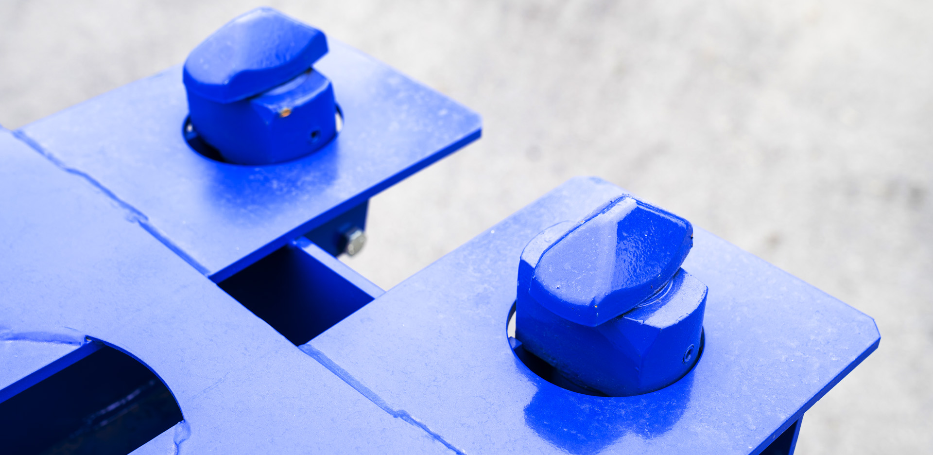 Sơ mi rơ moóc Xương Thaco Trailers 40’ 2 trục 8 khóa (1)