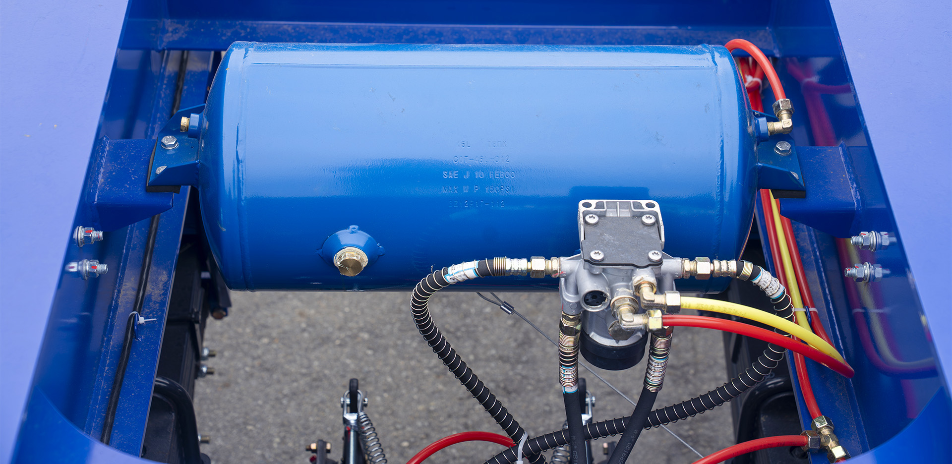 Sơ mi rơ moóc Xương Thaco Trailers 40’ 2 trục 8 khóa (1)