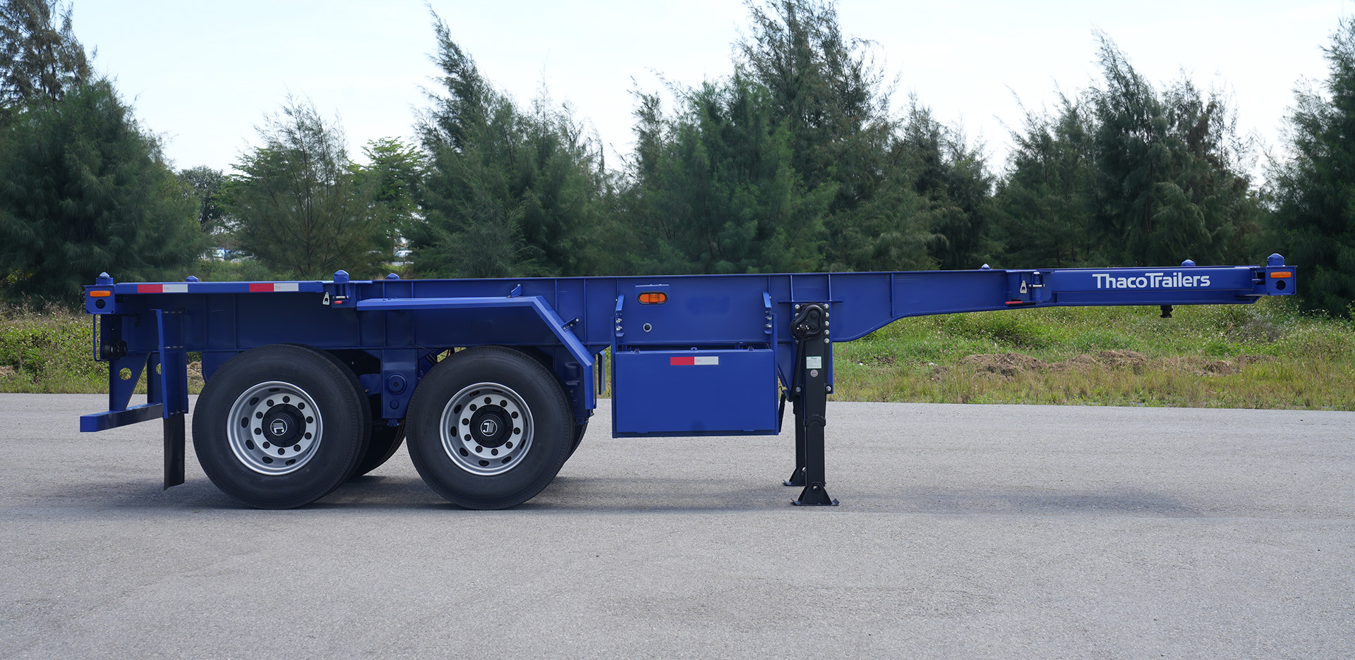 Sơ mi rơ moóc xương 2 trục 20' 8 khoá 4