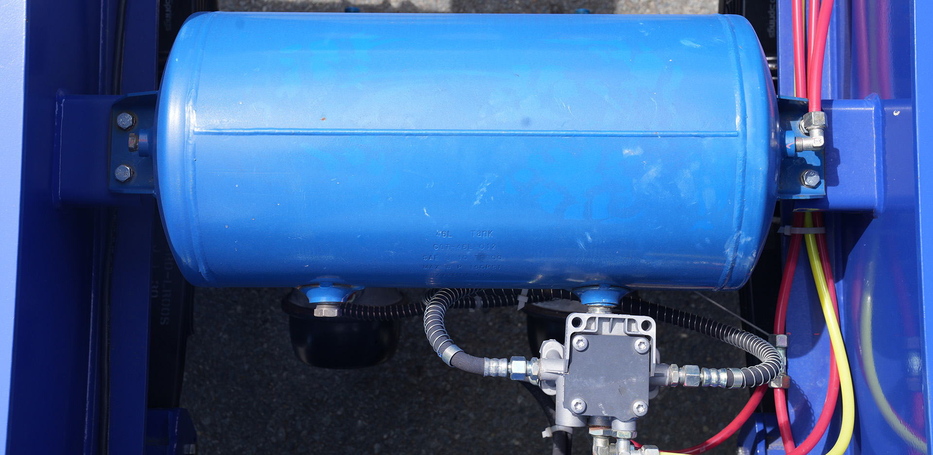 Sơ mi rơ moóc xương 2 trục 20' 8 khoá 8