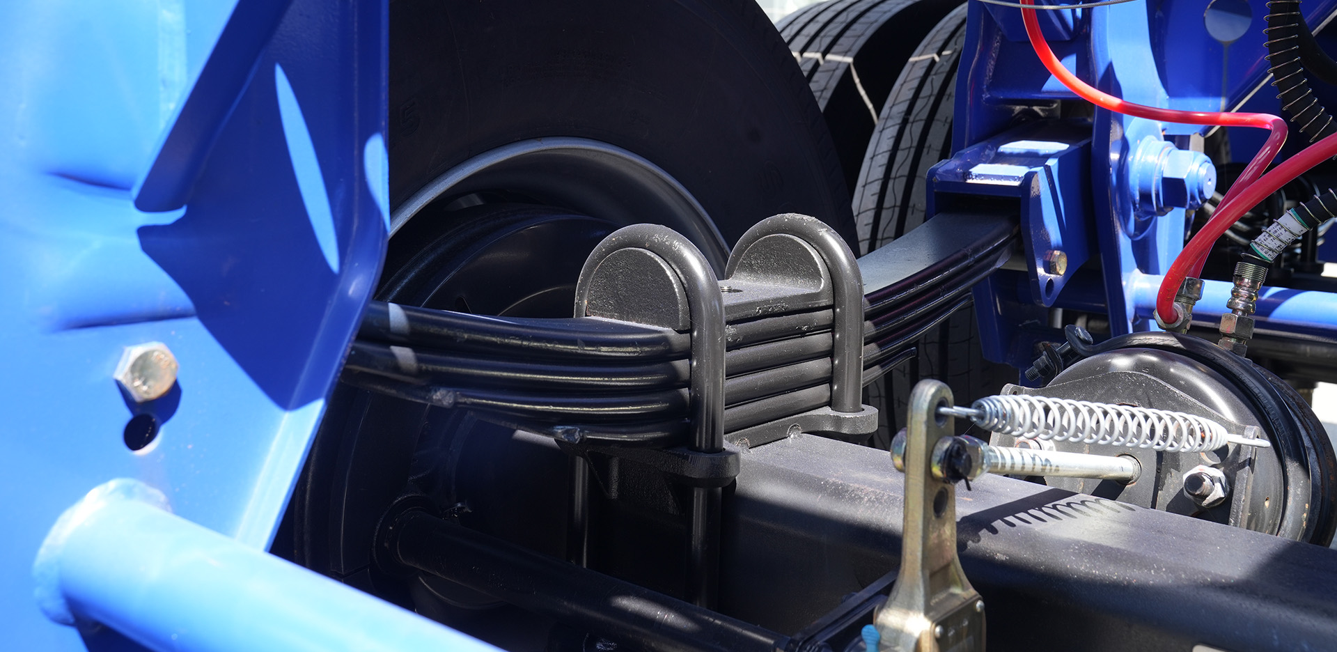 Sơ mi rơ moóc xương 2 trục 20' 8 khoá 9