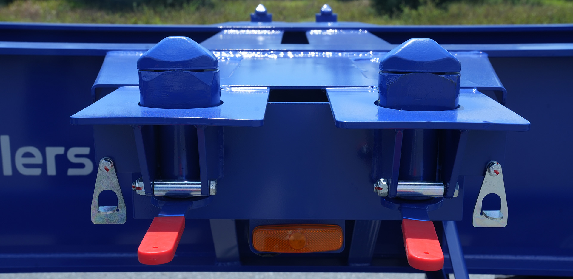 Sơ mi rơ moóc Xương Thaco Trailers 40' 2 trục 12 khóa