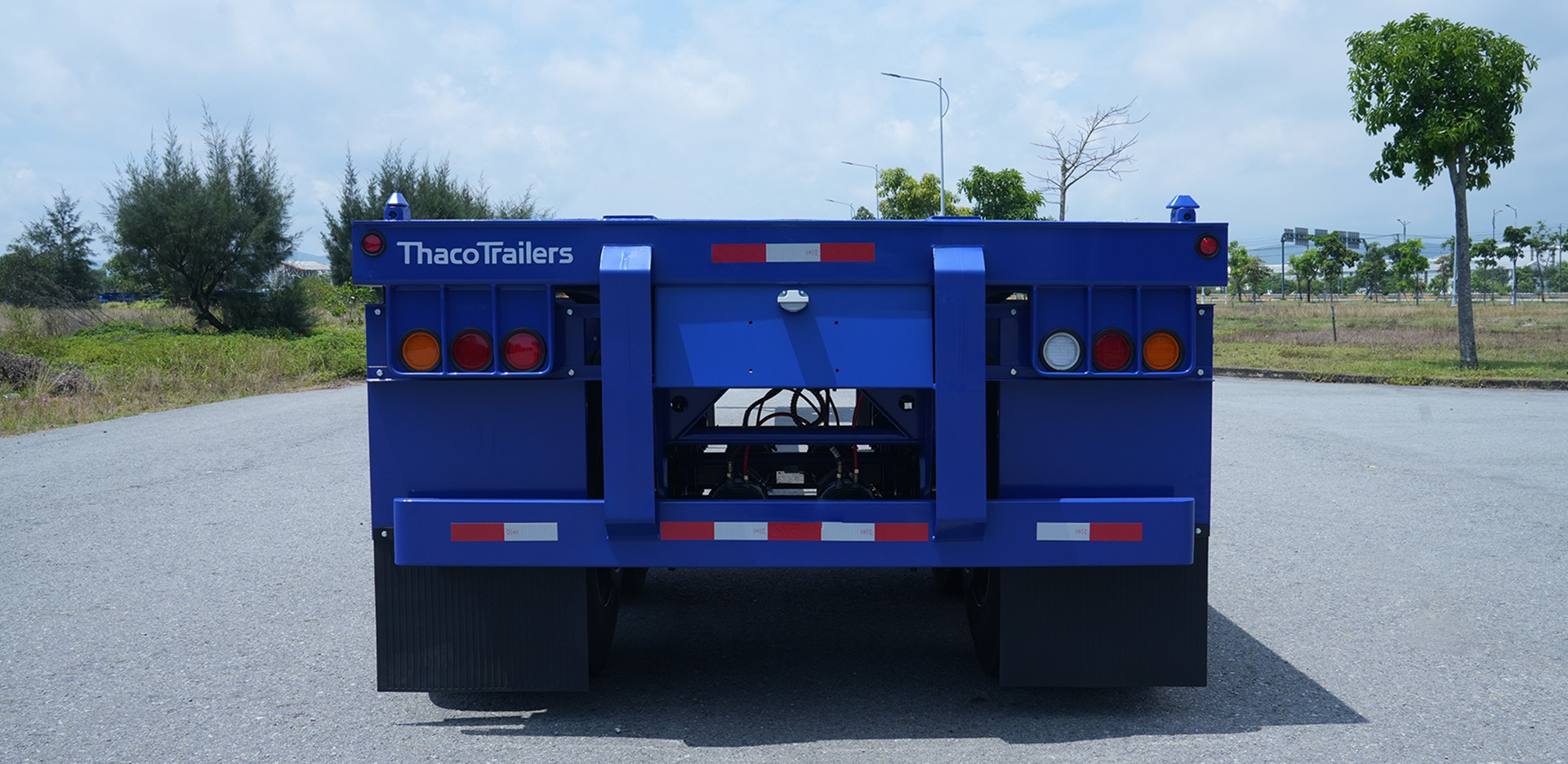 Sơ mi rơ moóc Xương Thaco Trailers 40' 2 trục 12 khóa