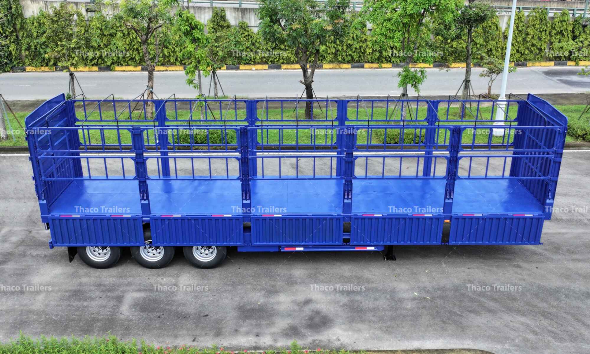 Thiết kế thùng lớn giúp sơ mi rơ moóc đáp ứng nhu cầu vận chuyển hàng hóa nặng